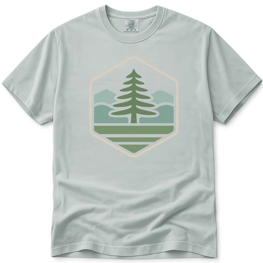 Minimal Pine Tree Mountains Hiking Camping T-Shirt - Bay
