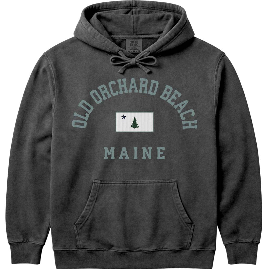 Old Orchard Beach Sweatshirt Vintage Old Orchard Beach Maine 1901 Flag - Pepper