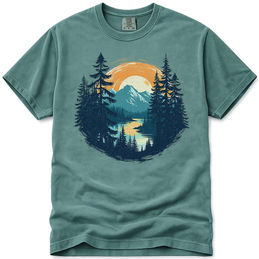 Outdoor Mountain Sunset Nature Scene Hiking & Camping T-Shirt - Light Green