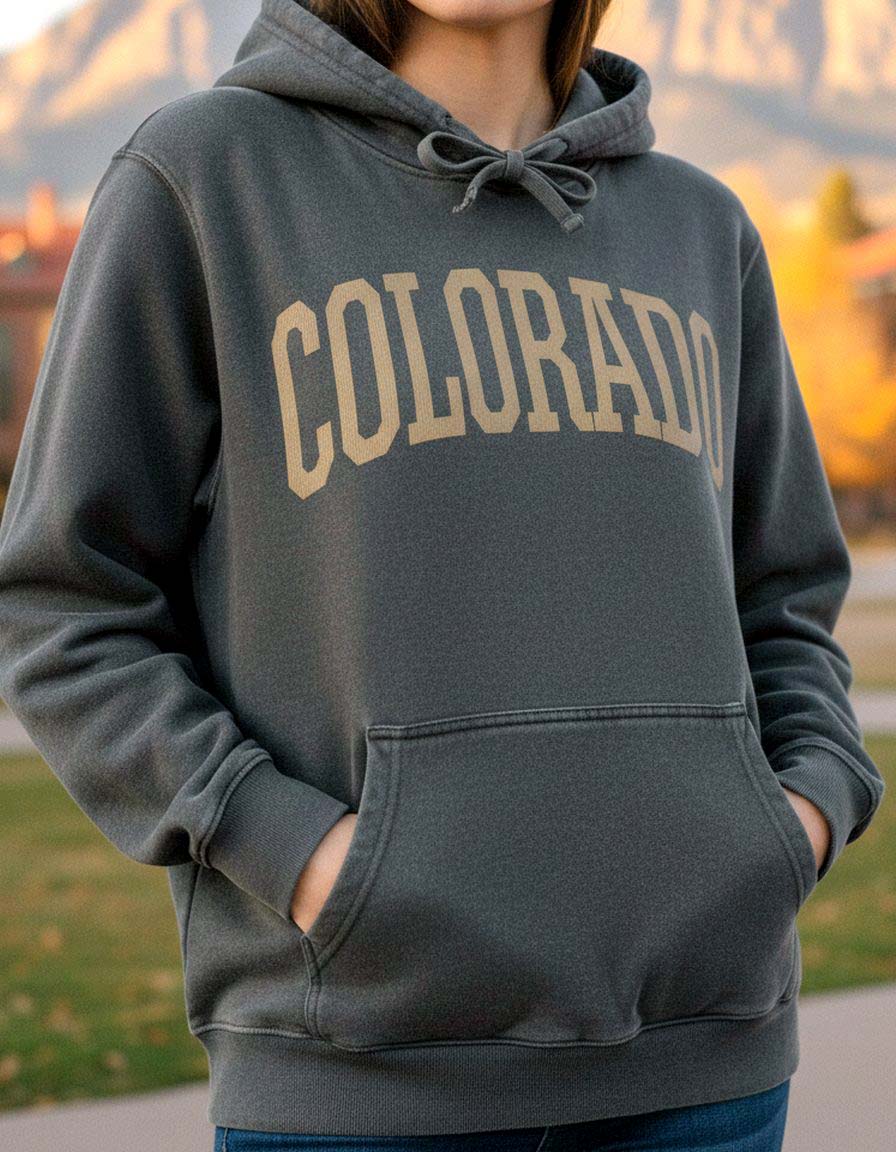 Colorado Hoodie Lifestyle Female