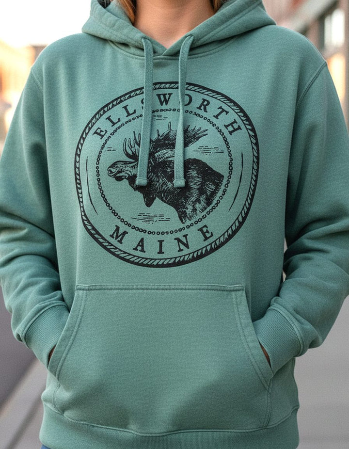 Ellsworth Hoodie Lifestyle Female