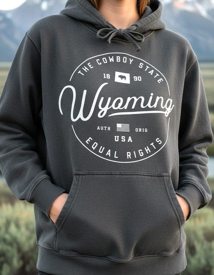 Wyoming Hoodie Lifestyle Female